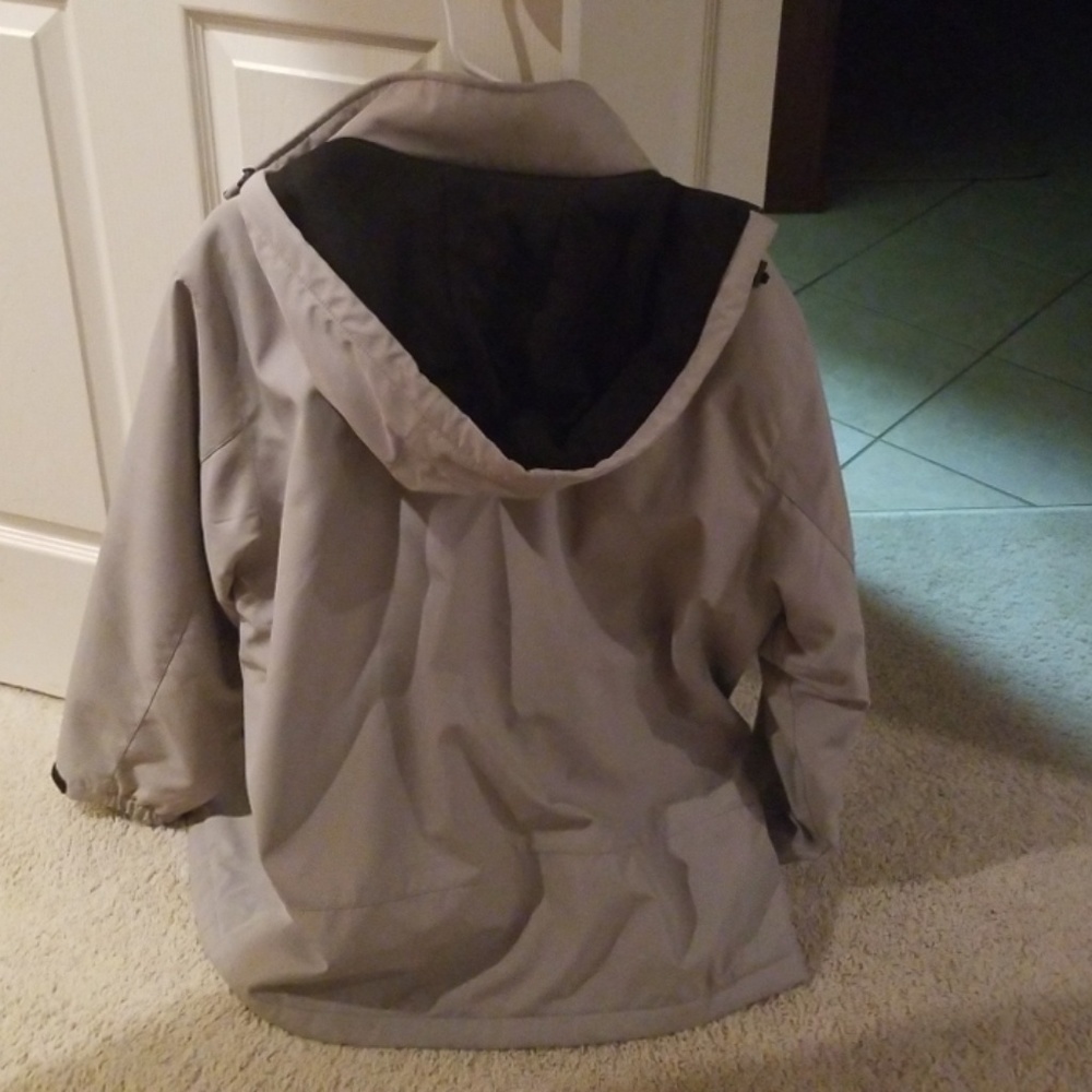 Coat - Picture 2 of 3